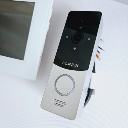 Full HD комплект видеодомофона с электромеханическим замком Slinex SQ-07MTHD-Lock-Kit White