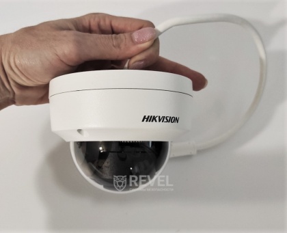 4MP антивандальная AcuSense IP видеокамера Hikvision DS-2CD2143G2-IS (4 мм)