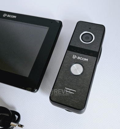 Wi-Fi комплект видеодомофона с поддержкой Tuya Smart и детектором движения BCOM BD-770FHD/T Black Kit