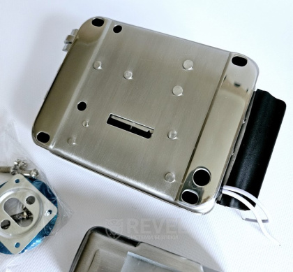 Wi-Fi видеодомофон с замком для частного дома Slinex Nexo 7 Cloud Home Kit White (мобильное приложение, запись видео)