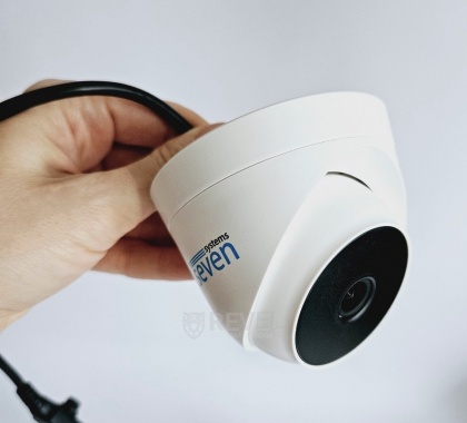 Комплект 7" Wi-Fi видеодомофона с вызывной панелью и видеокамерой NeoLight WF Cam Kit