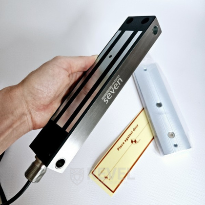 Замок электромагнитный 300 кг SEVEN ML-7727W из нержавеющей стали (для уличной установки с влагозащитой IP67)