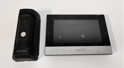 Комплект IP видеодомофона с переадресацией вызова на смартфон HikVision Smart-Kit