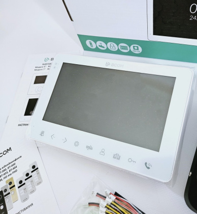 Комплект IPS видеодомофона с записью по движению BCOM BD-780FHD White Kit Комплект IPS видеодомофона с записью по движению BCOM BD-780FHD White Kit