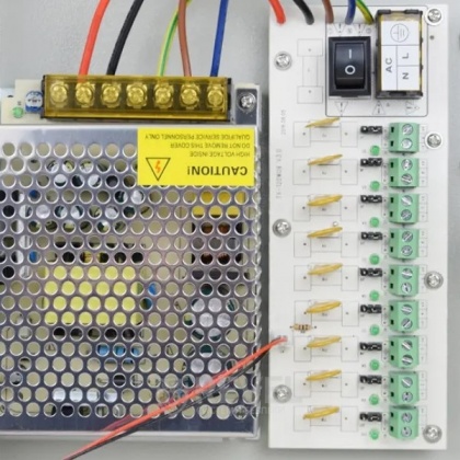 Блок питания Full Energy BG-1210/9 (11-14В / 10А, 9-канальный)