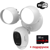 2МП Wi-Fi камера з освітленням та сиреною EZVIZ LC1C (CS-LC1C-A0-1F2WPFRL) (2.8 мм) + SD карта 32Гб у подарунок
