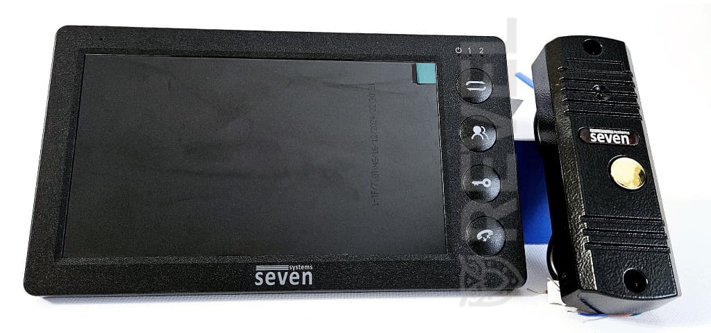 Видеодомофон Seven DP–7574 Kit (white)