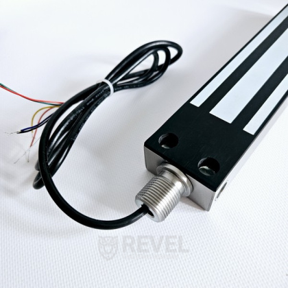 Комплект контроля доступа с электромагнитным замком (300 кг) для уличной установки SEVEN SKD-KIT-EMG15 (IP67, нержавеющая сталь)