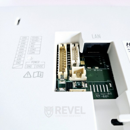 Комплект 7" IP WiFi домофона и WiFi панели вызова HikVision DS-WF63-CR-KIT White (мобильное приложение и удаленный доступ)