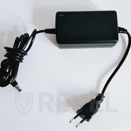 7-дюймовый Wi-Fi домофон с магнитным замком для уличной установки SEVEN DP-7577 Rfid WP Kit (защита IP66 / IP68)