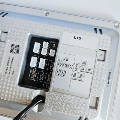 Комплект Wi-Fi видеодомофон 7 дюймов с переадресацией звонка SEVEN DP-7576Kit Neo black (с видеопанелью SOLO FHD)