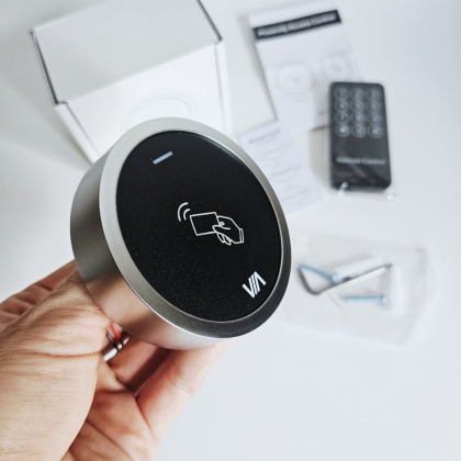 Электромеханический замок на калитку (нержавеющая сталь) с автономным контроллером и брелками SKD-KIT-EM12 Электромеханический замок на калитку (нержавеющая сталь) с автономным контроллером и брелками SKD-KIT-EM12