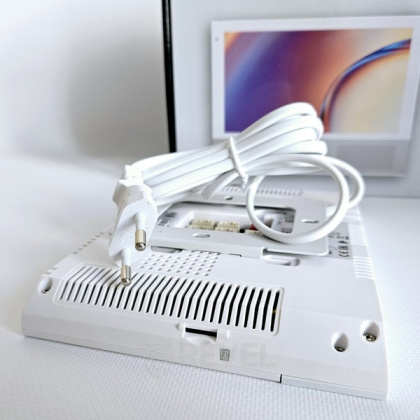 Комплект Wi-Fi домофона, FullHD панели и дополнительной камеры Slinex Sonic AI Video Kit white (AI детекция и дозвон на смартфон)