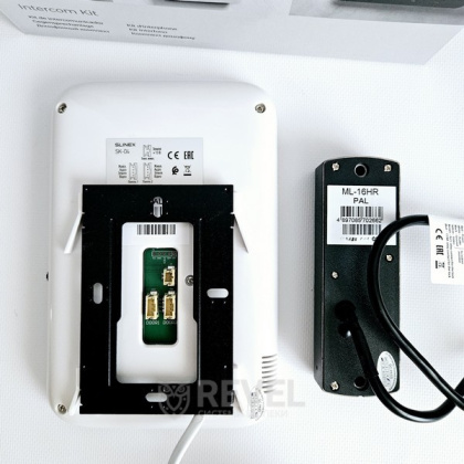 Комплект видеодомофона Slinex SK-04 и панели вызова ML-16HR