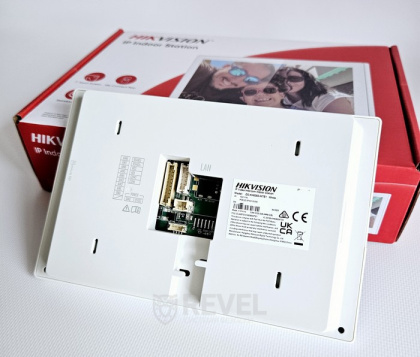 Беспроводной Wi-Fi домофон с замком и Wi-Fi панелью со считывателем Hikvision Smart Home White (управление со смартфона)