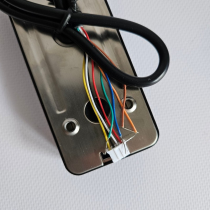 Комплект Wi-Fi домофона 7 дюймов и вызывной панели со считывателем SEVEN DP-7576 Key Kit black