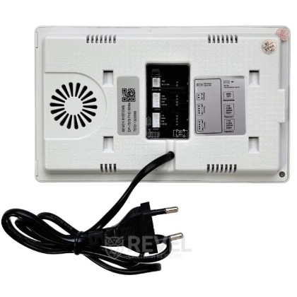 Комплект FHD IPS 7" видеодомофона и FHD панели вызова SEVEN DP-7570 FHD KIT White