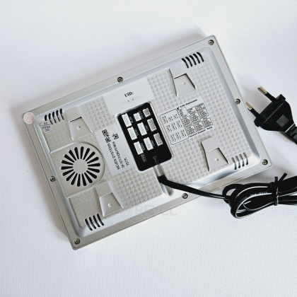 Wi-Fi домофон с дополнительной камерой Seven DP-7577 Video Kit white (запись видео, дозвон на телефон, поддержка Tuya Smart)