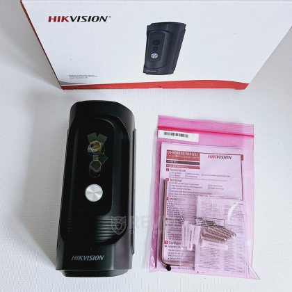Комплект IP Wi-Fi домофона с замком и антивандальной панелью вызова HikVision Kit Home WF (управление со смартфона)