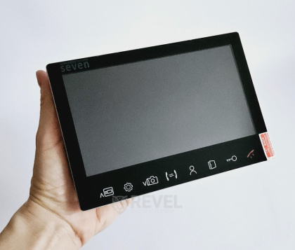 Комплект 7" видеодомофона с вызывной панелью и видеокамерой Seven Cam Kit black